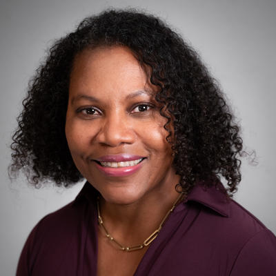 Rotonya Carr Headshot