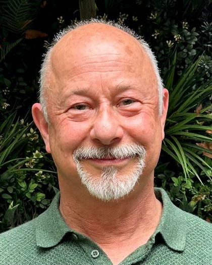 Robert M Weinrieb, MD, FACLP