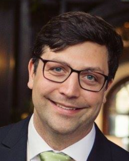 Oliver D Tavabie, MRCP